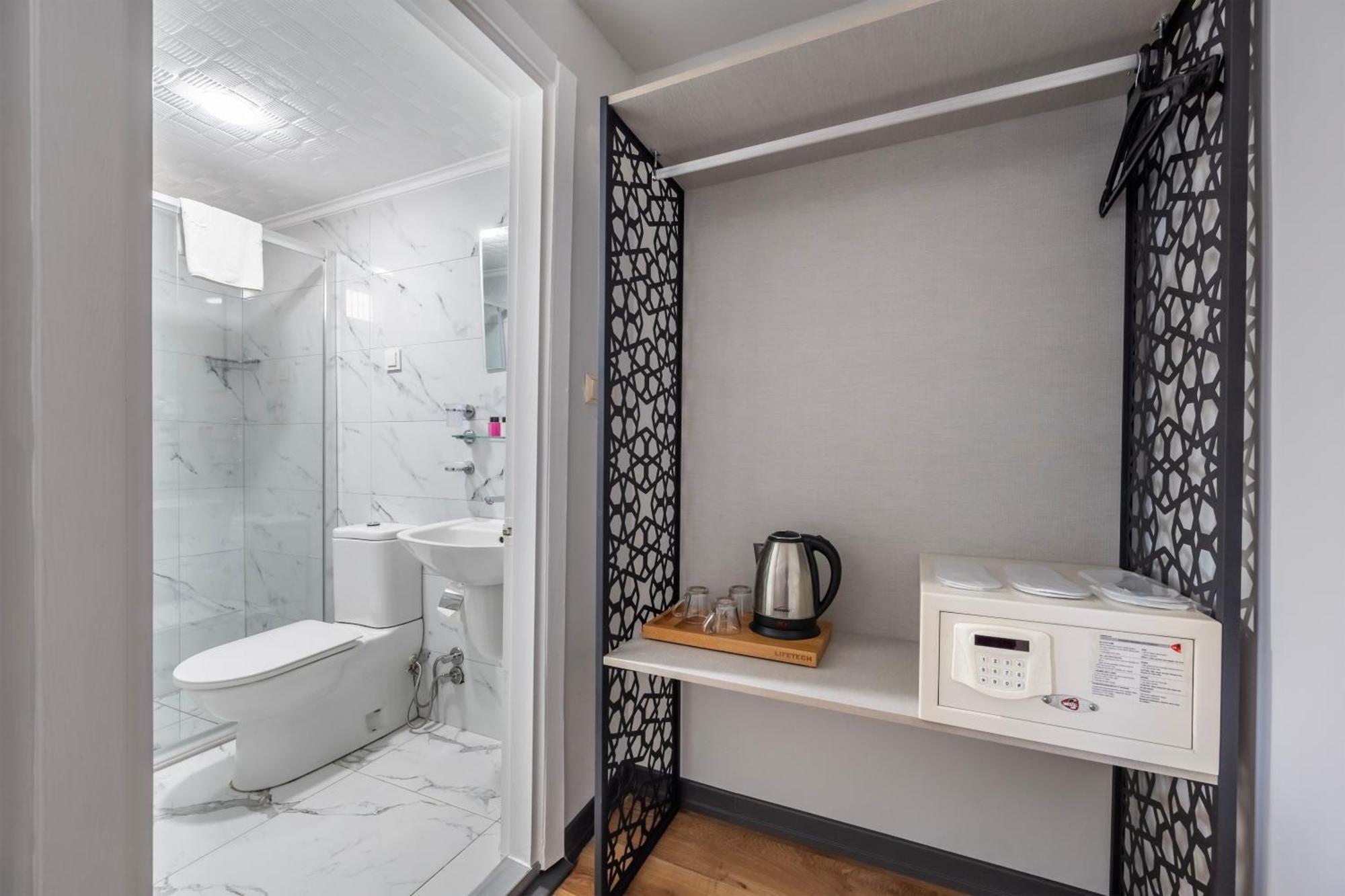 Taksim Trust Hotel Стамбул Экстерьер фото
