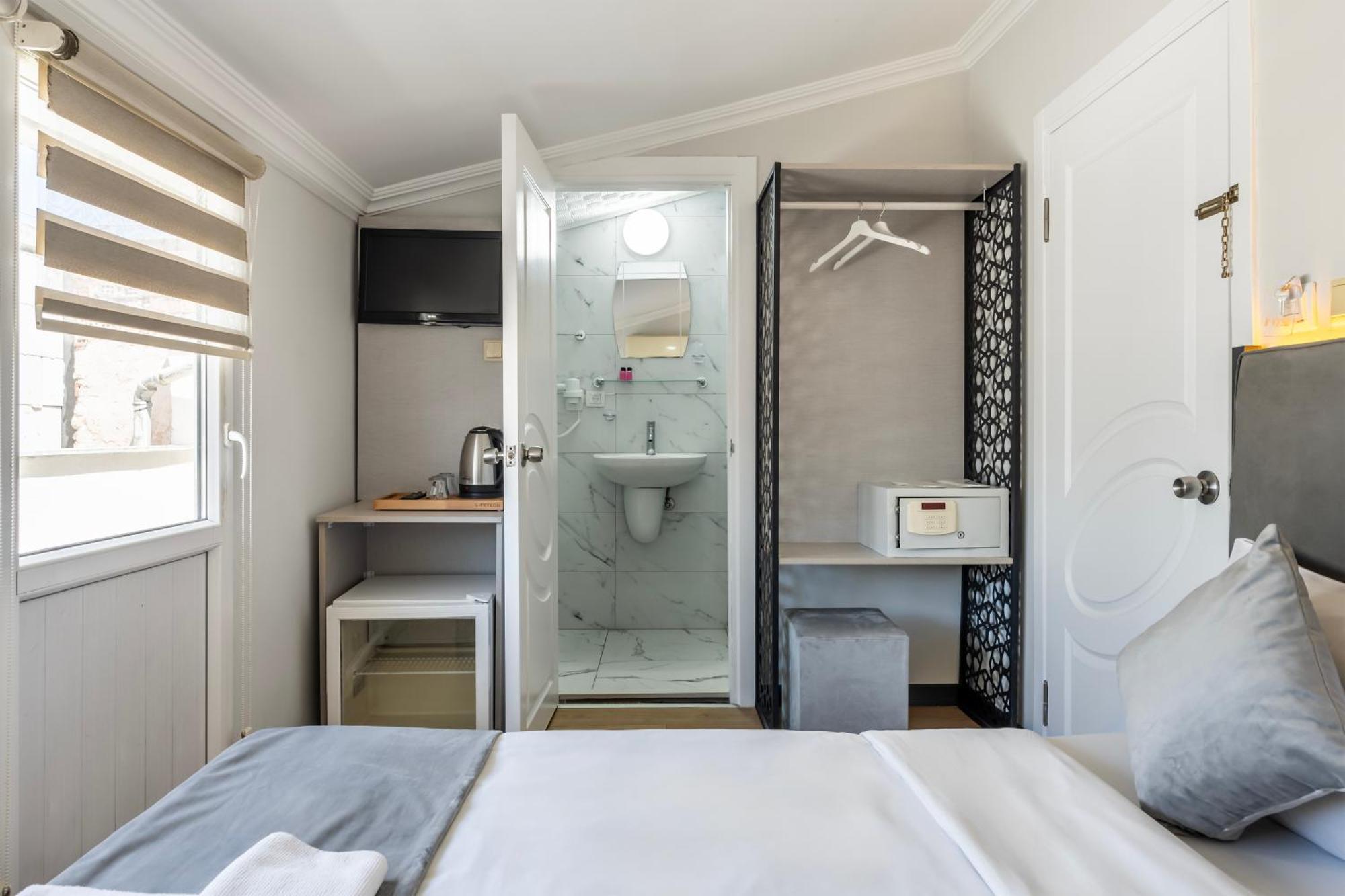 Taksim Trust Hotel Стамбул Экстерьер фото