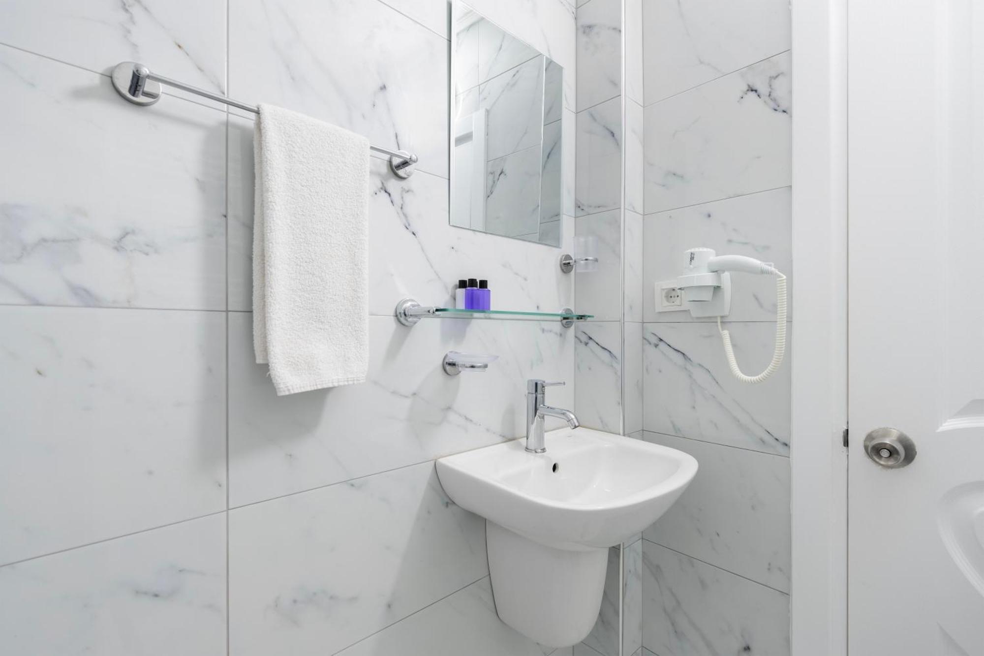 Taksim Trust Hotel Стамбул Экстерьер фото
