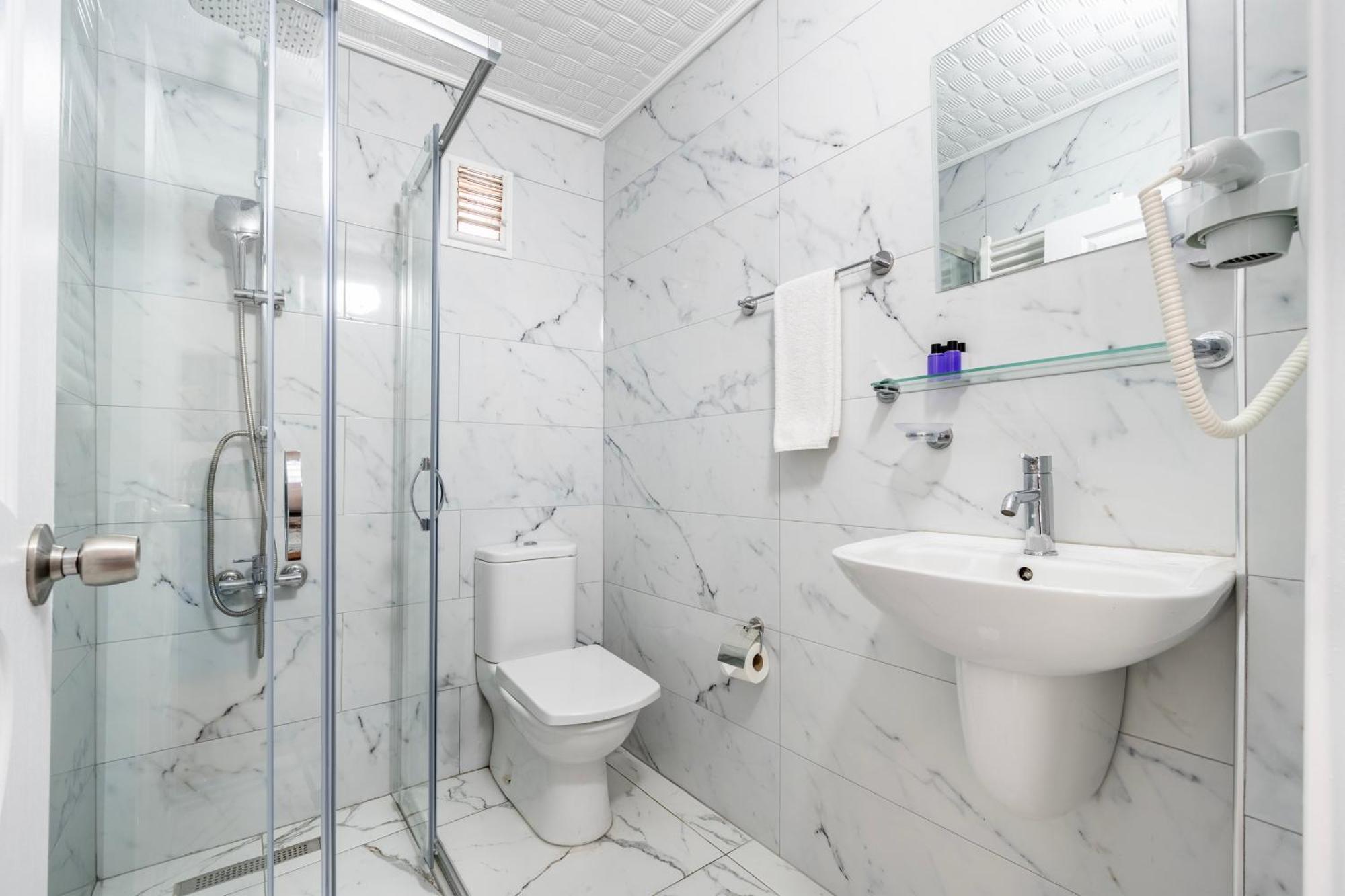 Taksim Trust Hotel Стамбул Экстерьер фото